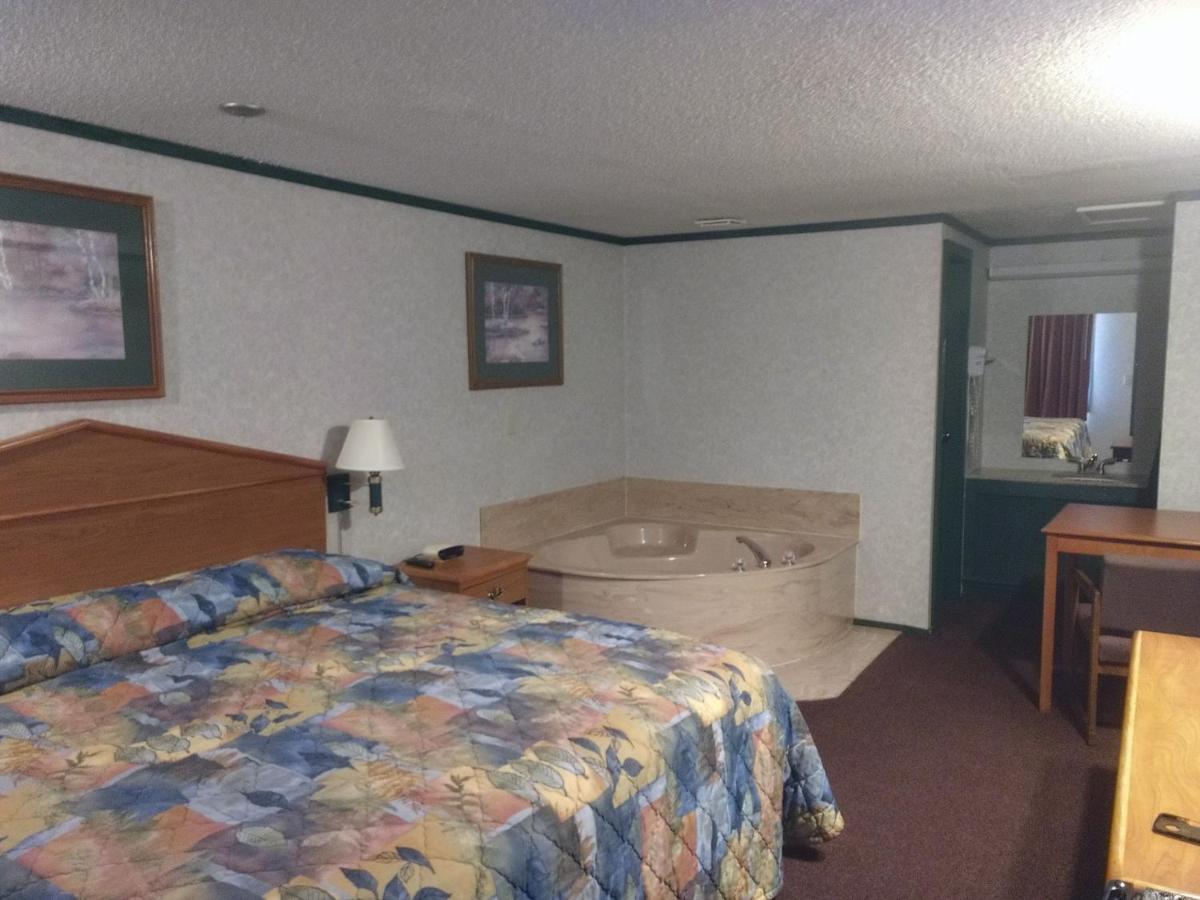 Kensington Inn - Howell Eksteriør billede