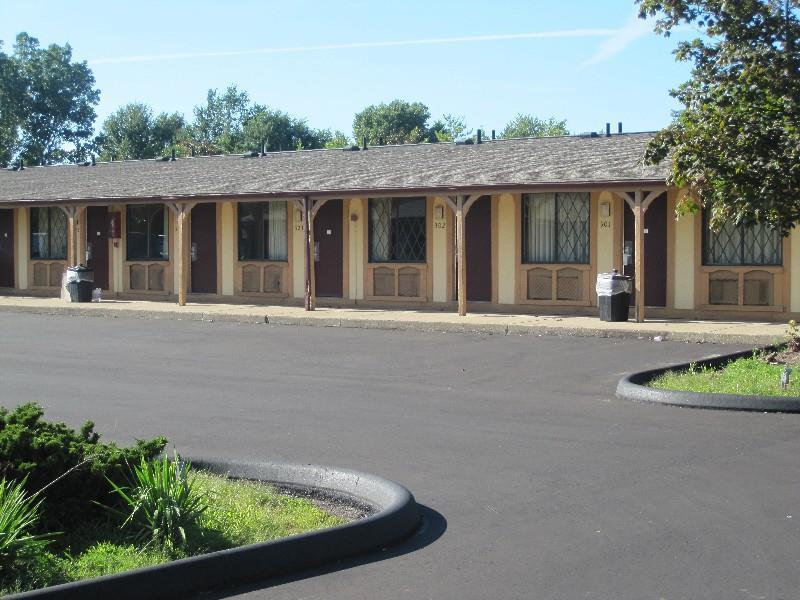 Kensington Inn - Howell Eksteriør billede